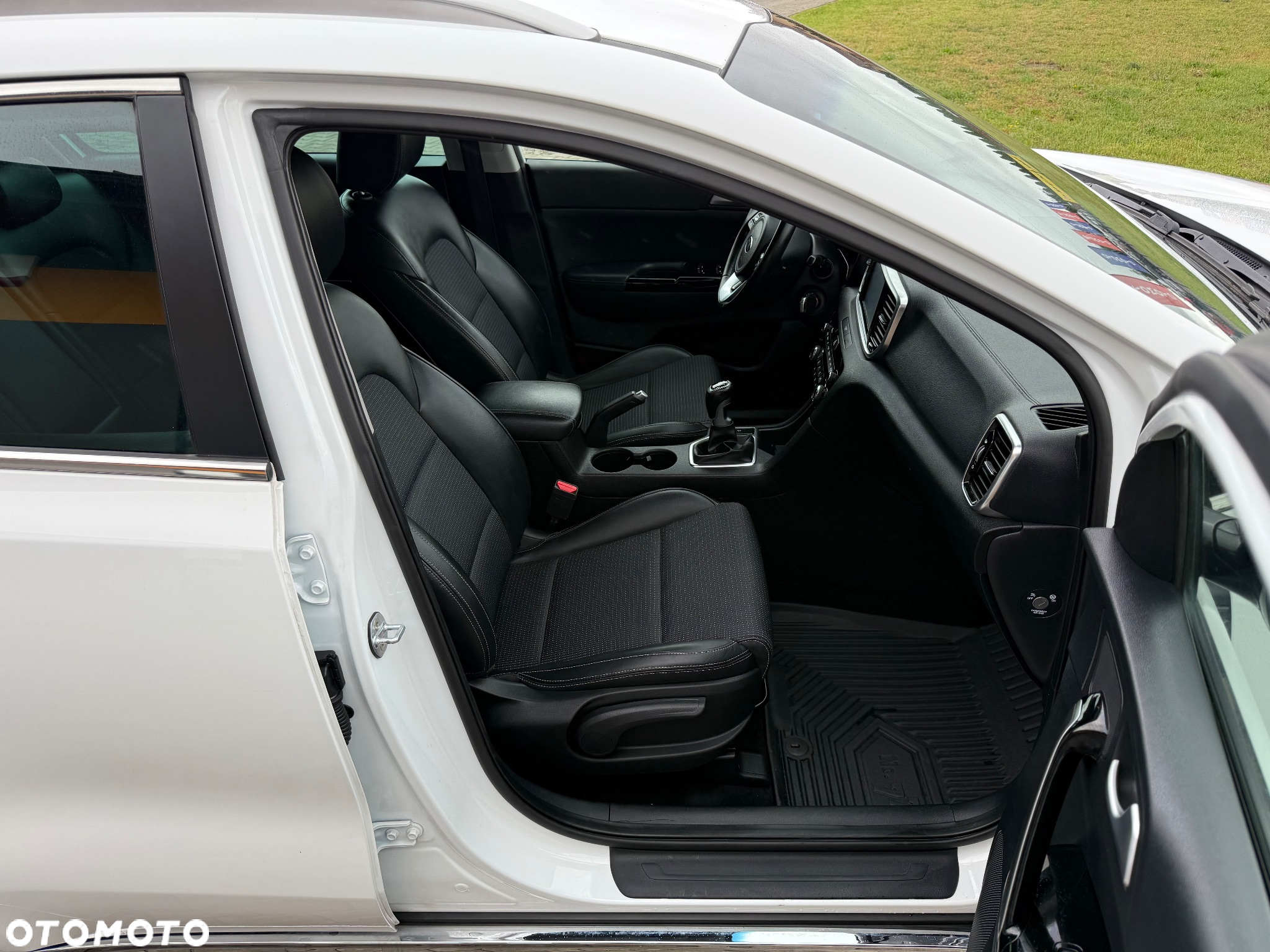 Kia Sportage 1.6 CRDI L Business Line Plus 2WD - 7
