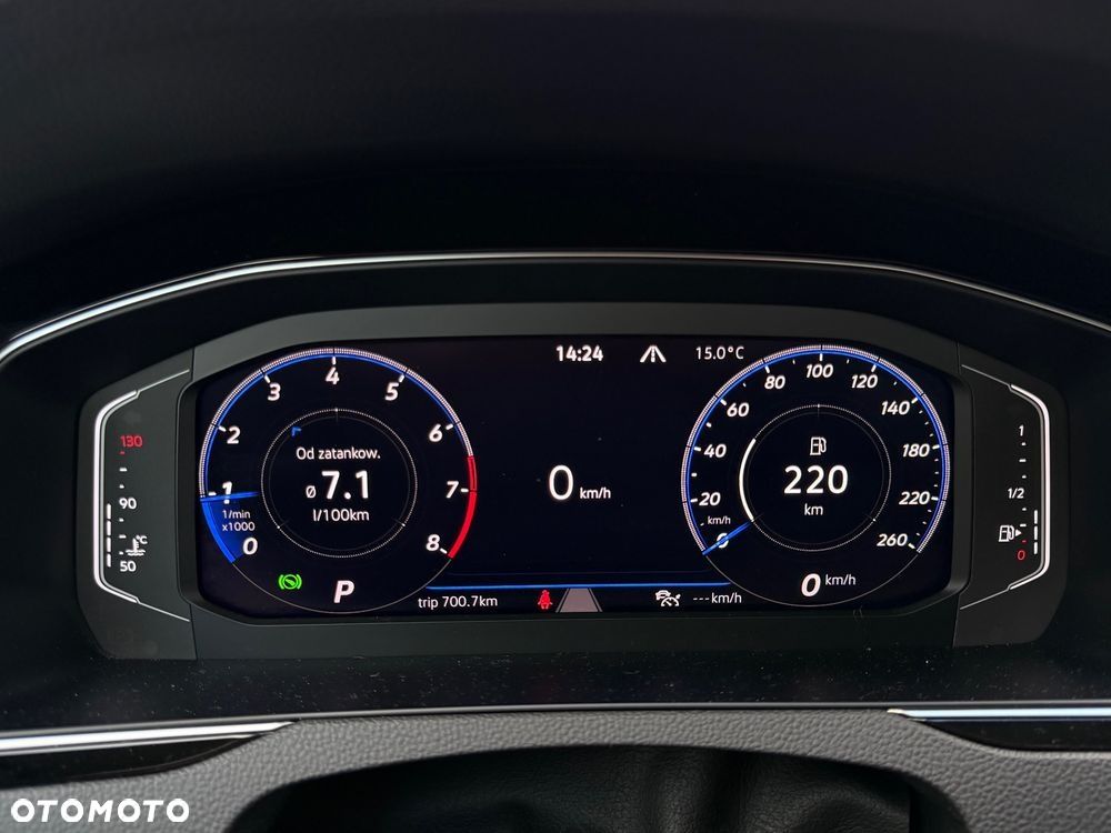 Volkswagen Passat - 23