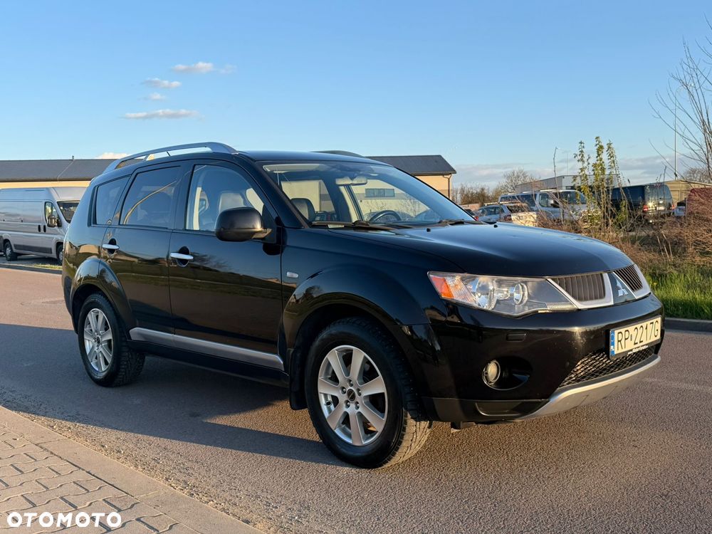 Mitsubishi Outlander 2.0 DI-D 4WD Intense - 6