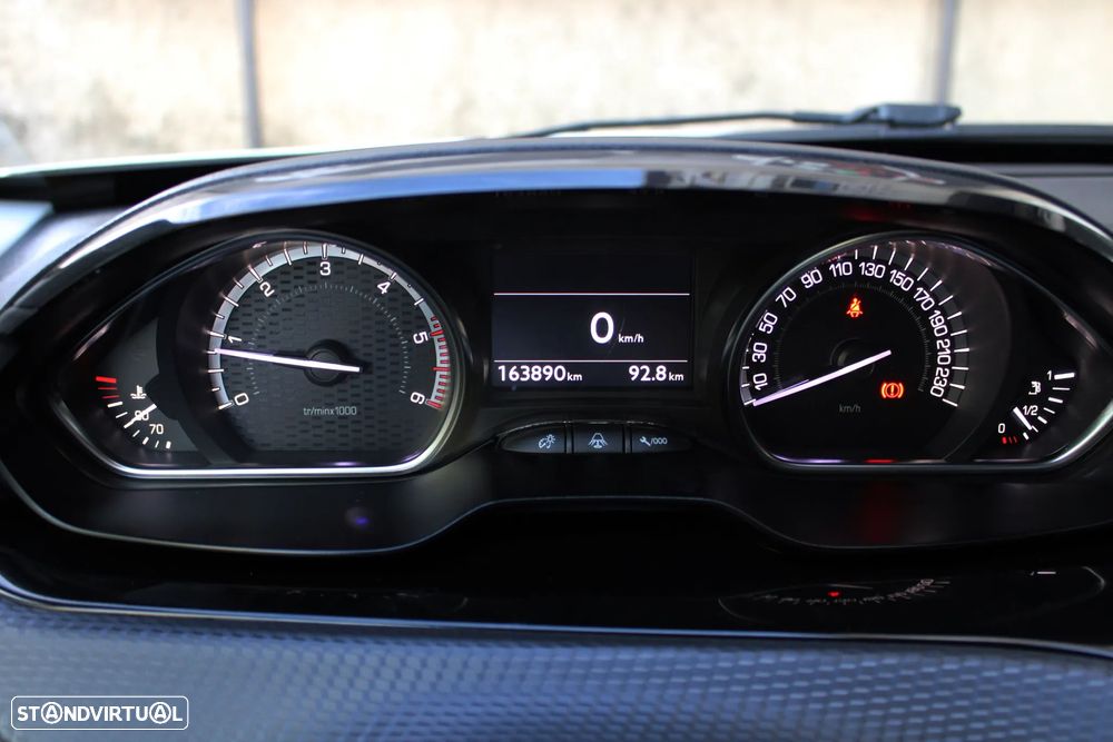 Peugeot 2008 - 34