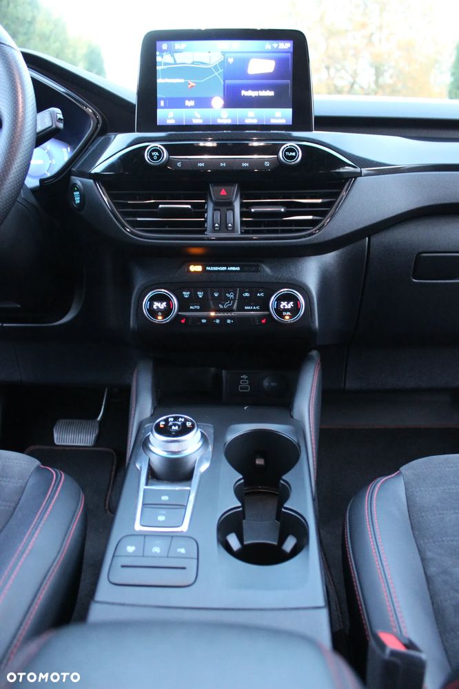 Ford Kuga - 16