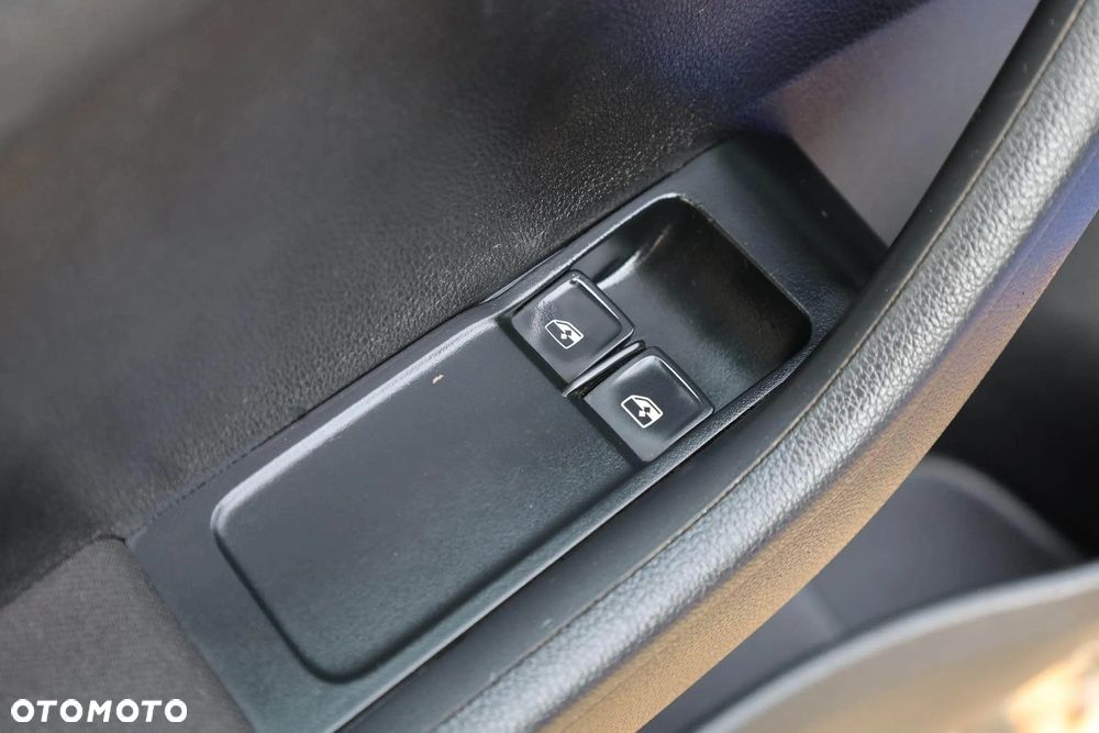 Skoda Fabia 1.0 TSI Ambition Plus - 26