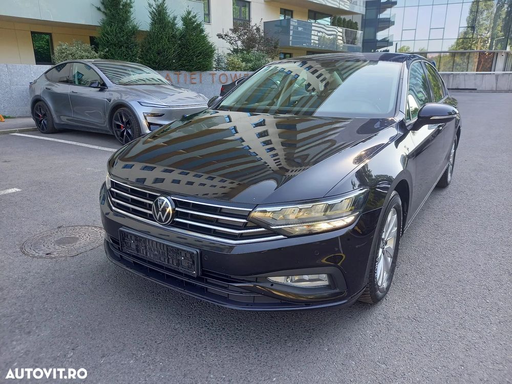 Volkswagen Passat - 4