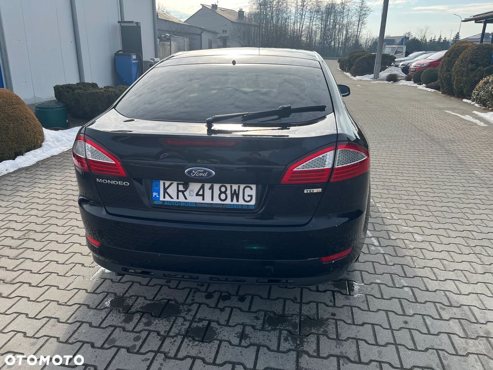 Ford Mondeo 2.0 TDCi Ambiente - 5