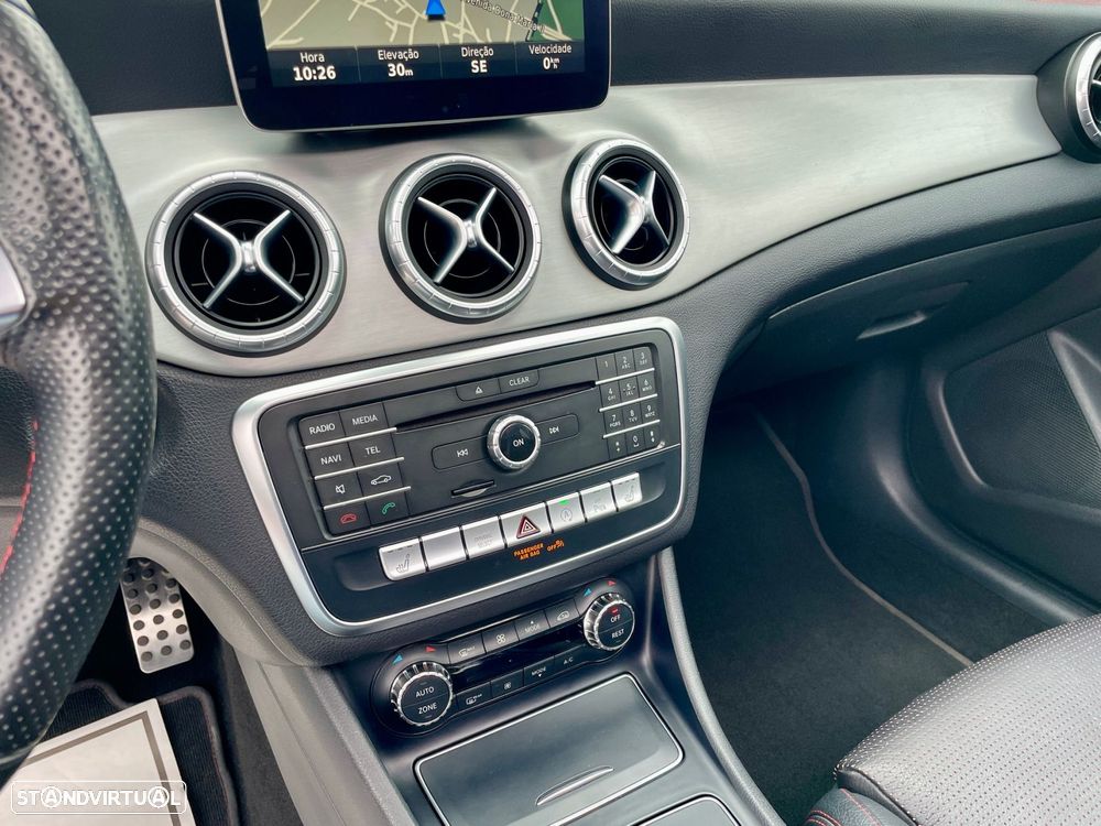 Mercedes-Benz CLA 200 - 17