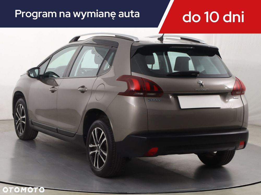 Peugeot 2008 - 6