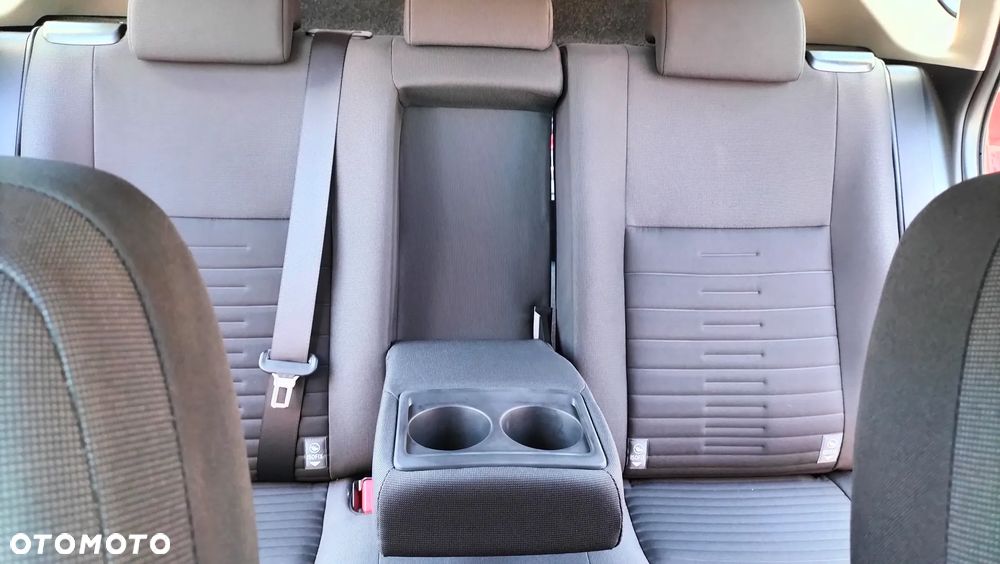 Toyota Auris 1.6 Comfort - 18