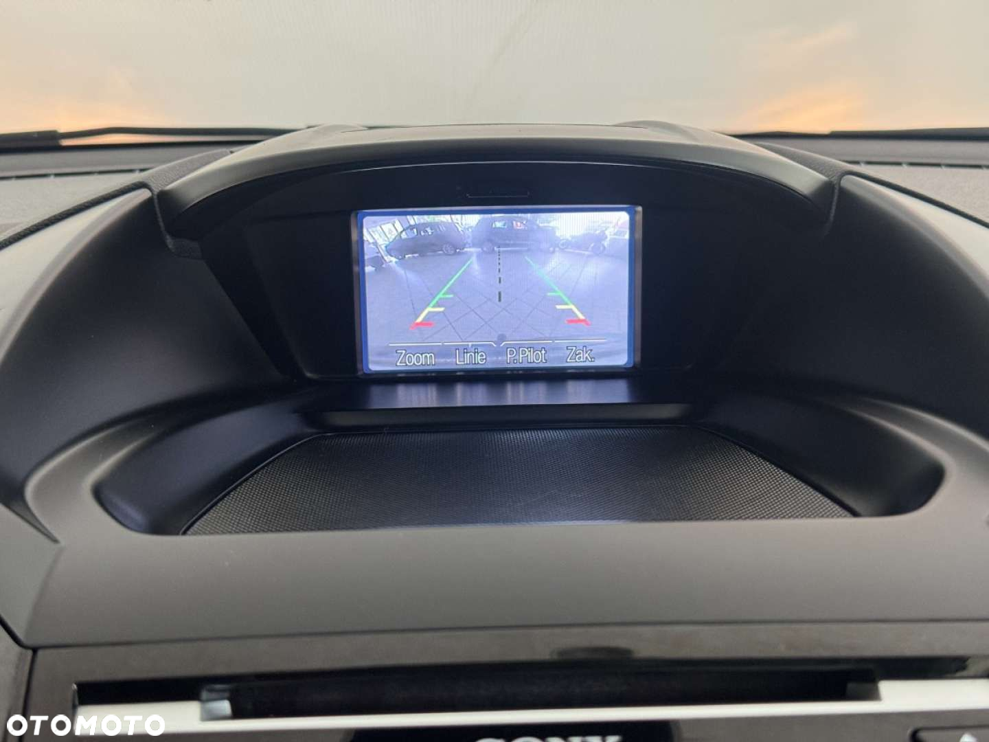 Ford Kuga - 28