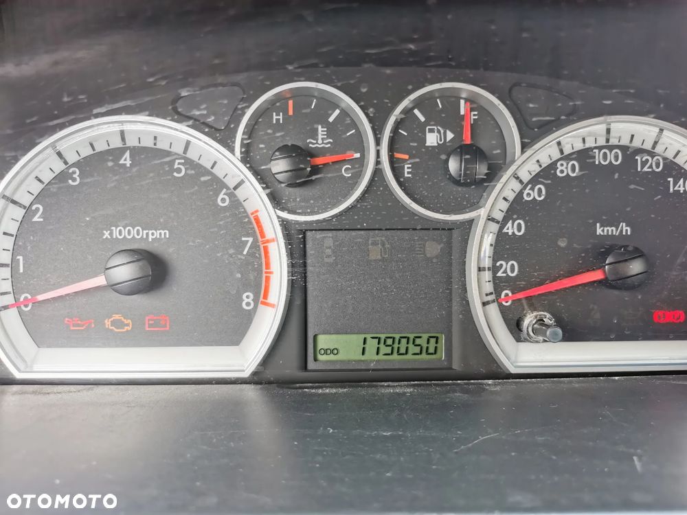 Chevrolet Aveo - 9