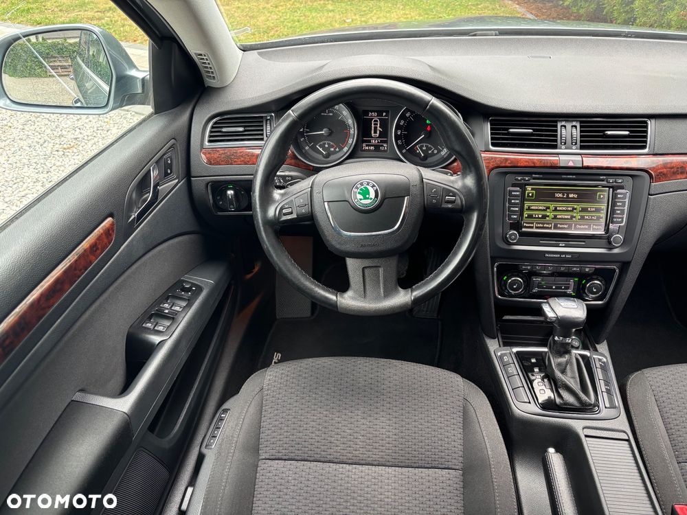 Skoda Superb 2.0 TDI Elegance DSG - 12