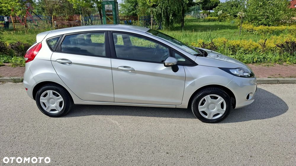 Ford Fiesta 1.25 Champions Edition - 17