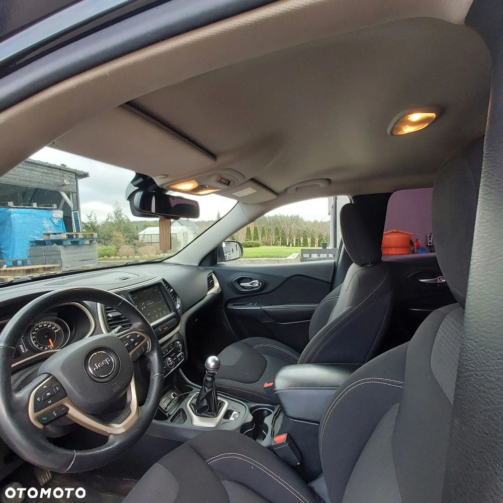 Jeep Cherokee 2.0 MJD Active Drive I Longitude - 12