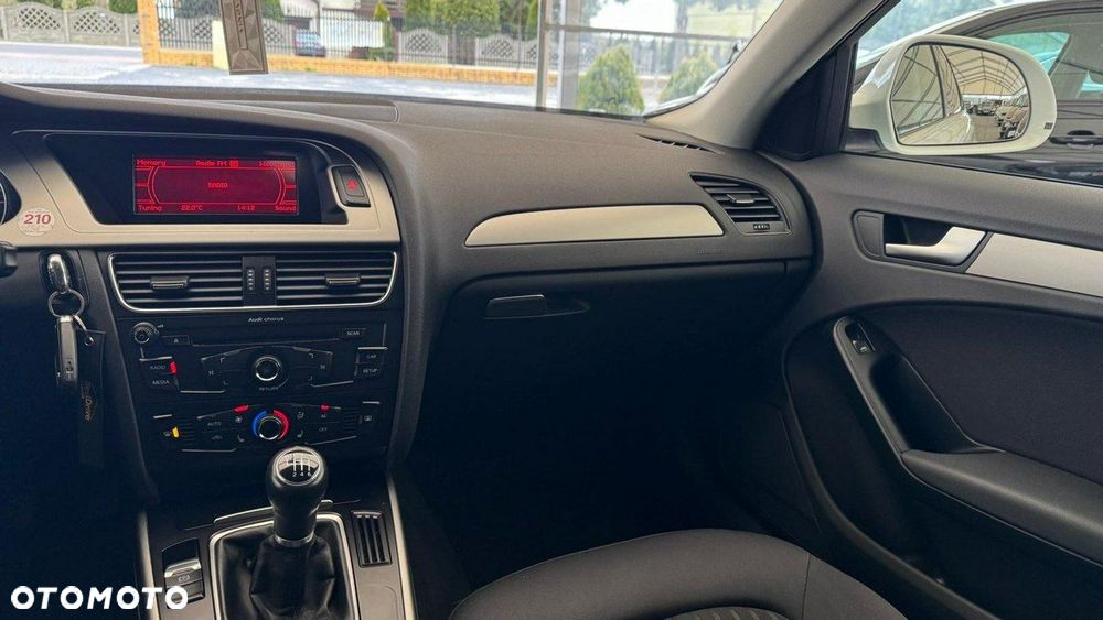 Audi A4 Limousine 2.0 TDI - 37