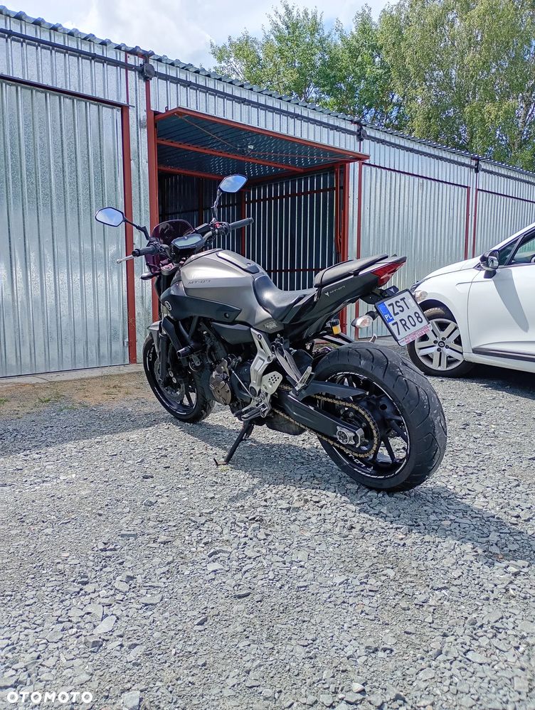 Yamaha MT - 7