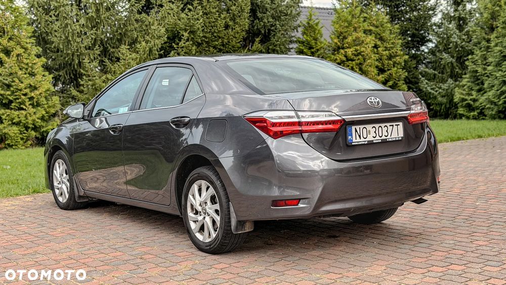 Toyota Corolla 1.6 Premium MS - 12