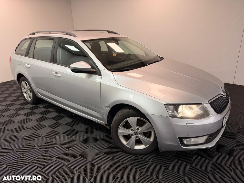 Skoda Octavia 2.0 TDI DSG Ambition - 12