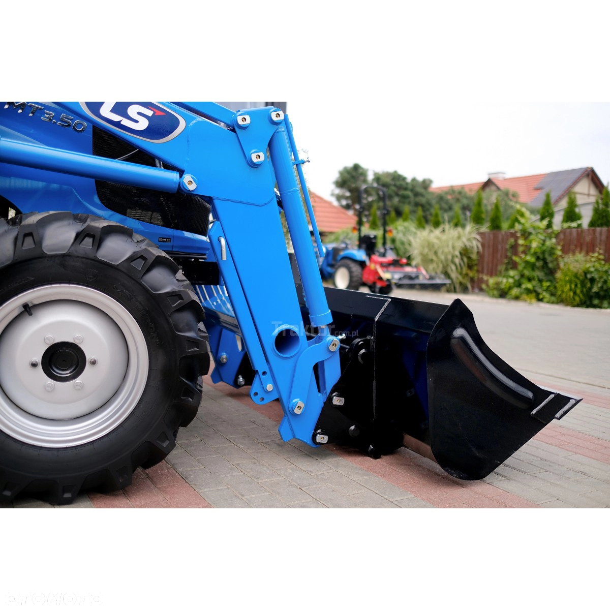 LS Traktor LS Tractor MT3.50 MEC 4x4 - 47 KM + ładowacz czołowy TUR LS LL4104 - 23