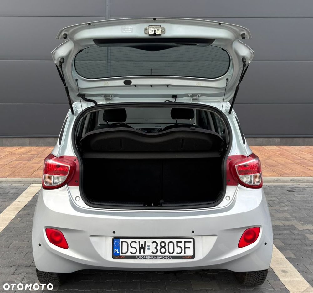 Hyundai i10 1.0 BlueDrive Premium - 11