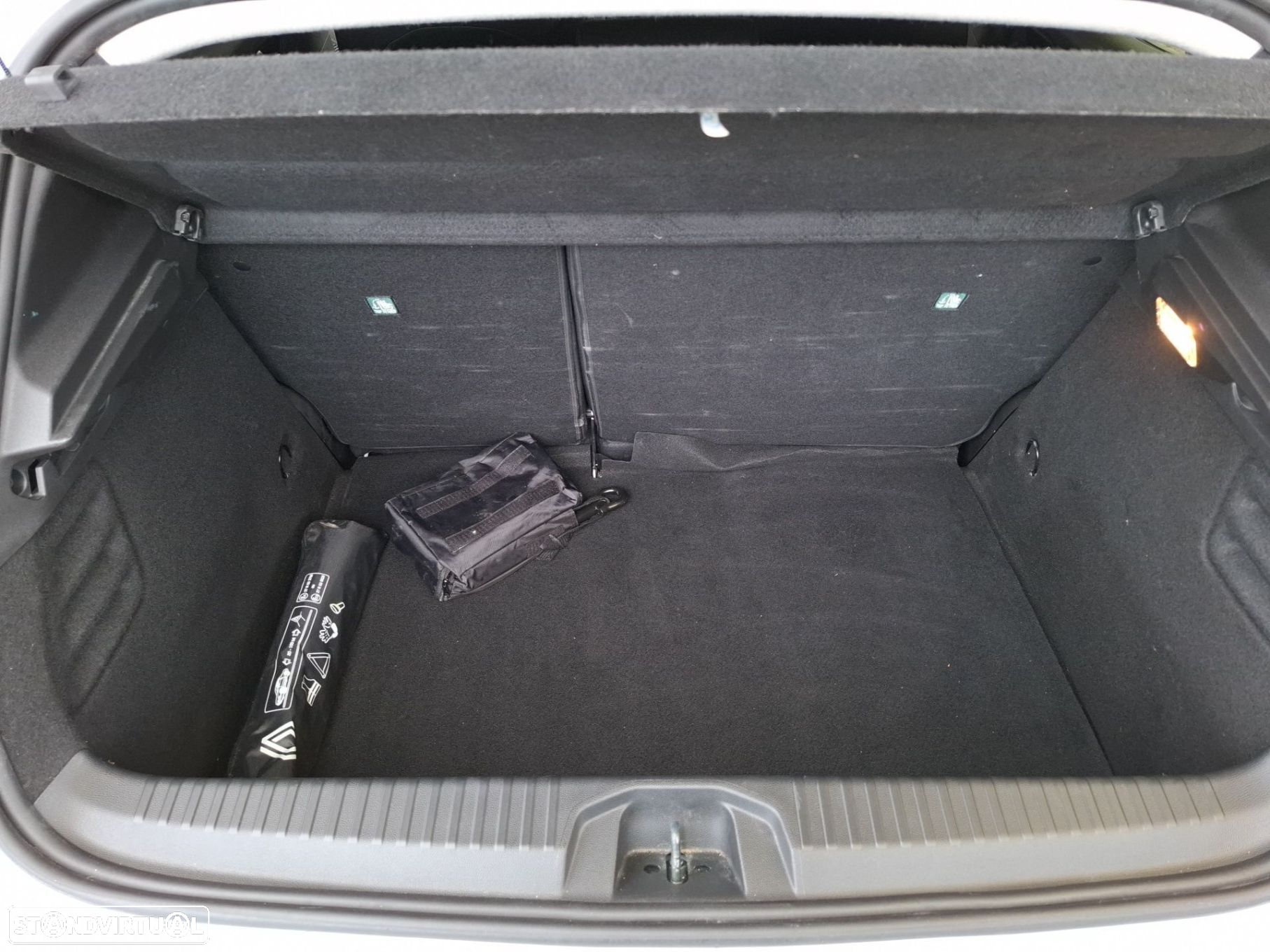 Renault Clio 1.0 TCe Evolution Bi-Fuel - 23
