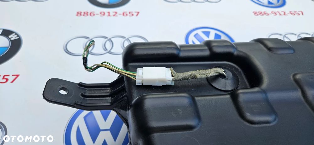 Dodge Durango III LIFT 2014- Głośnik bagażnika subwoofer głośnik niskotonowy 68258456A - 6