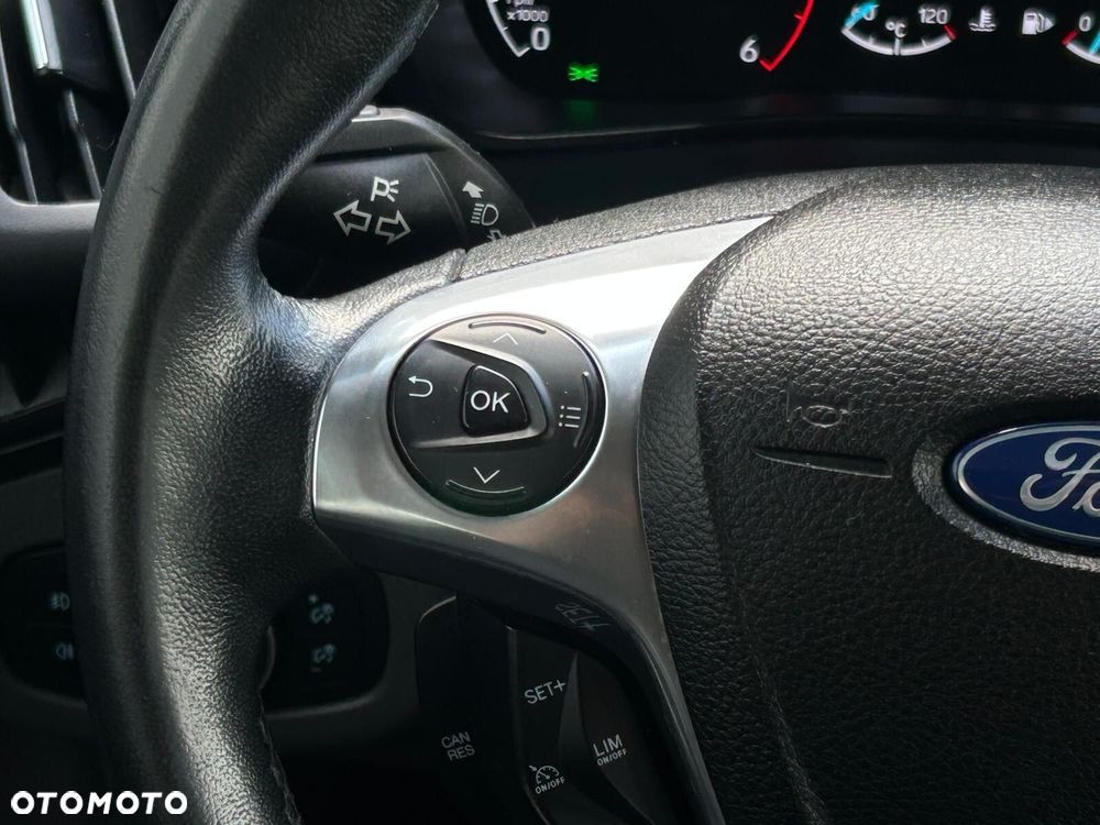 Ford Tourneo Connect - 21