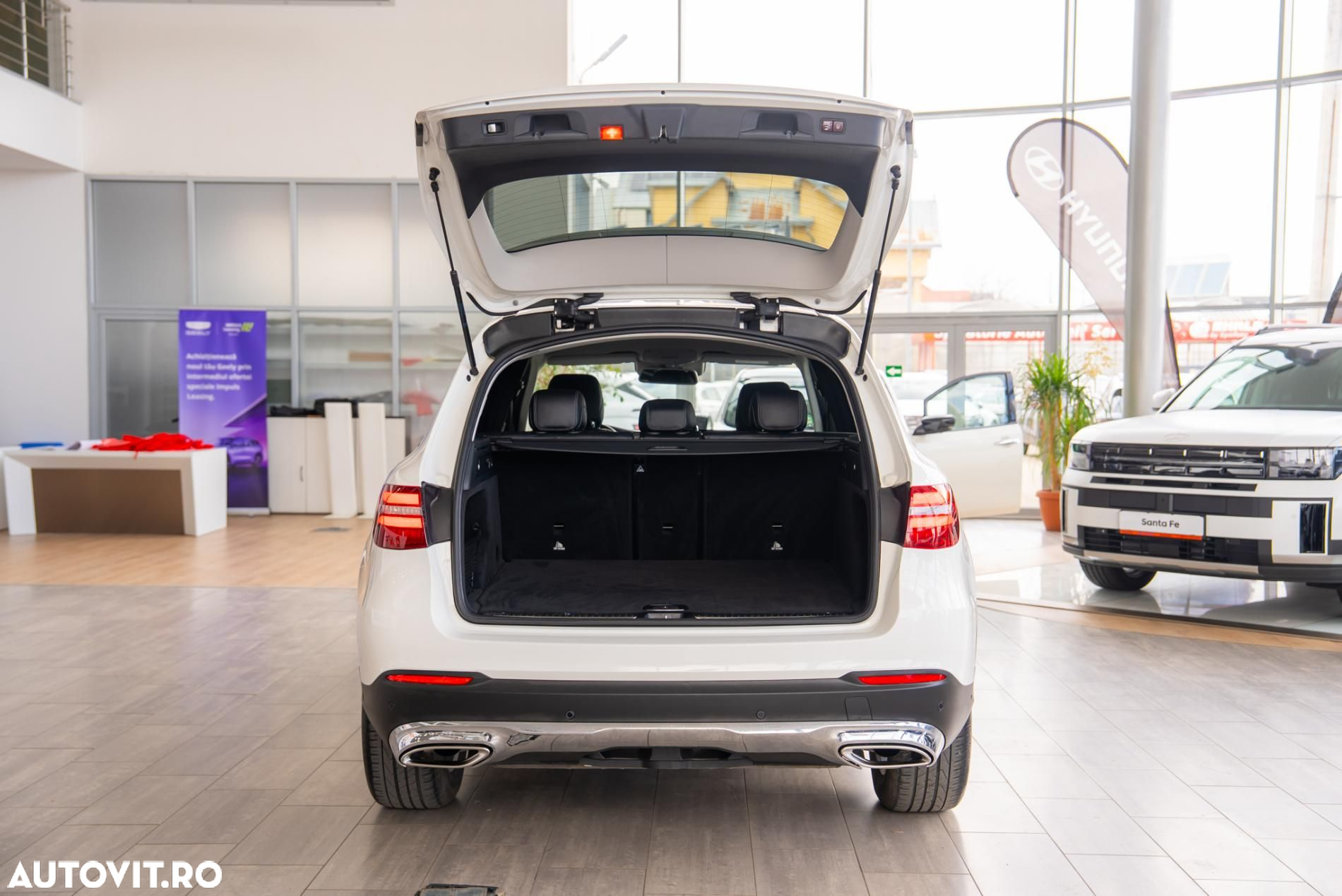 Mercedes-Benz GLC 250 4Matic 9G-TRONIC Exclusive - 22