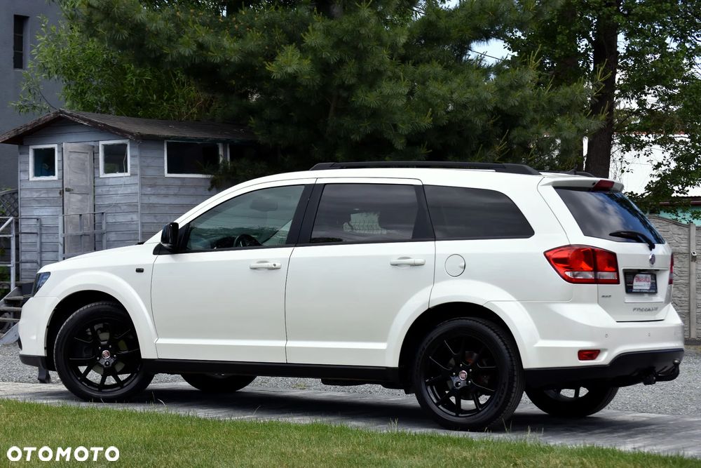 Fiat Freemont 2.0 Multijet 16V DPF Automatik Allrad Black Code - 13