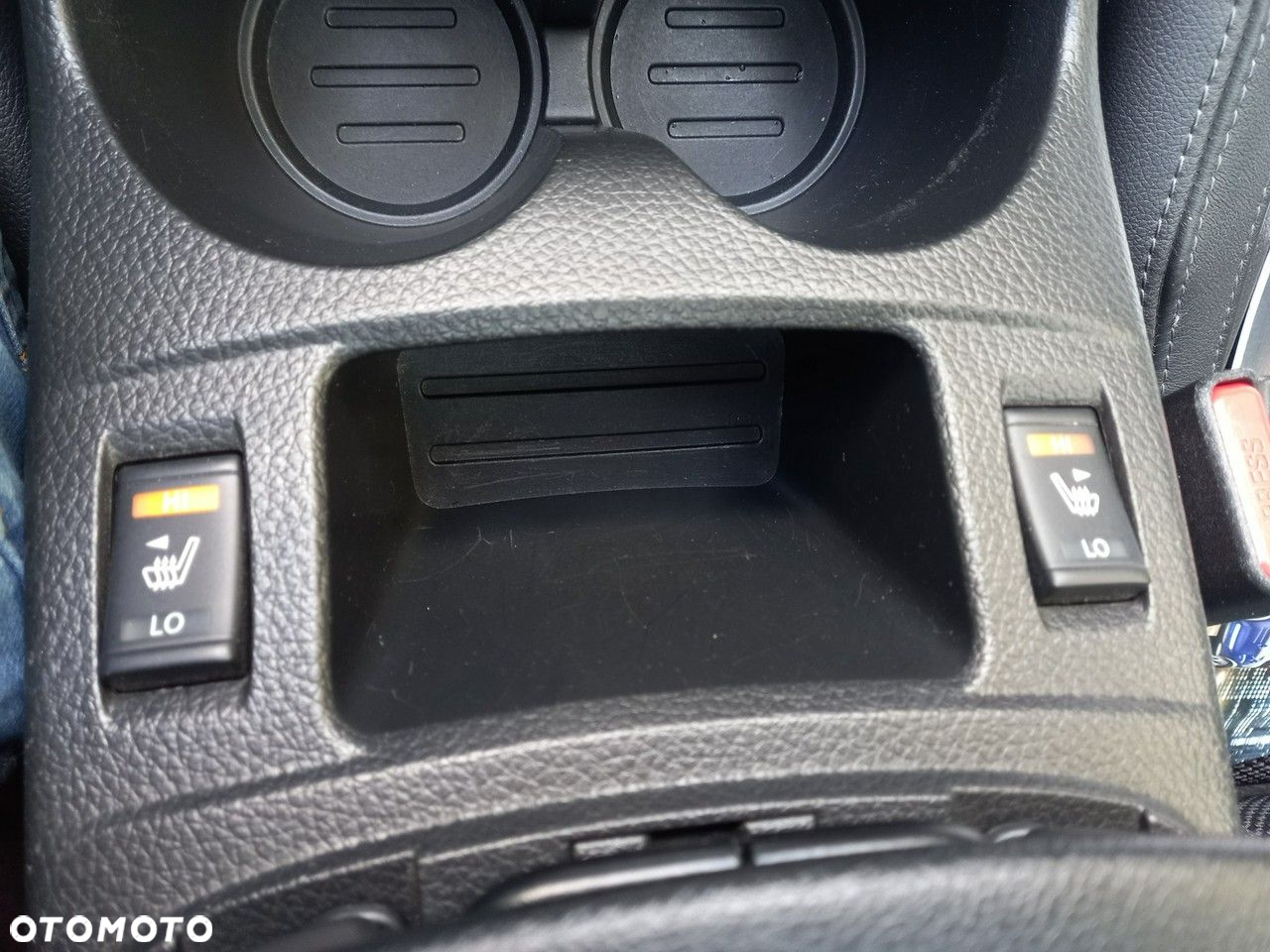 Nissan Qashqai 1.6 dCi Xtronic TEKNA+ - 38