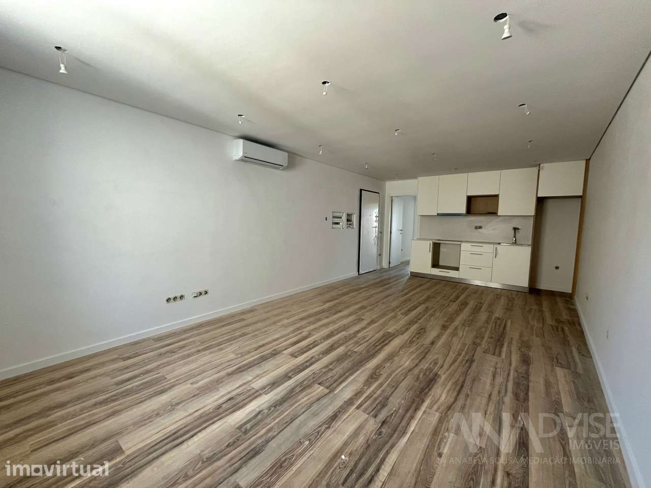 Apartamento T2 Venda em Viseu,Viseu - Grande imagem: 2/28
