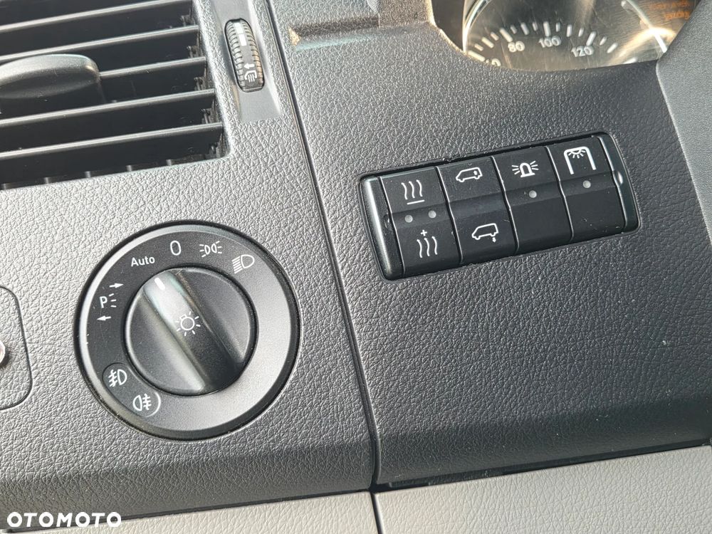 Mercedes-Benz Sprinter - 34