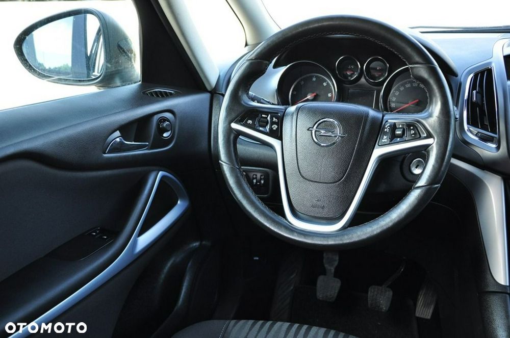 Opel Zafira - 32