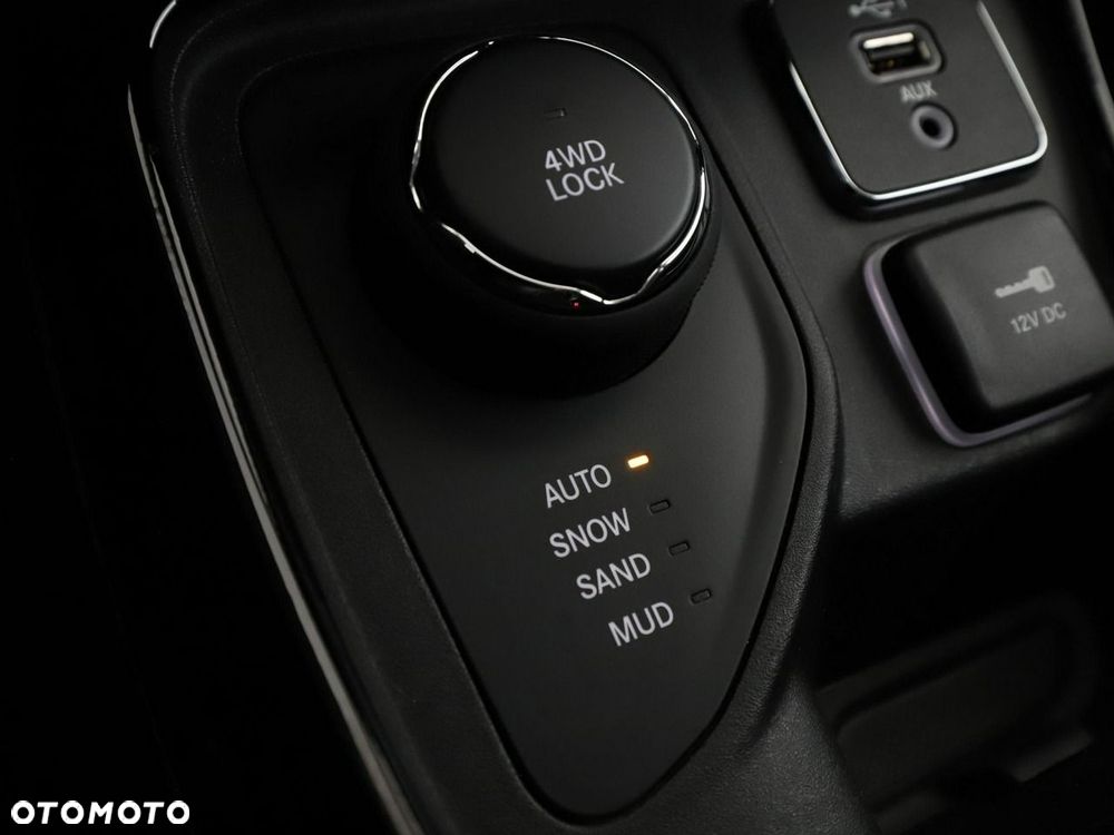 Jeep Compass 2.0 MJD Limited 4WD S&S - 31