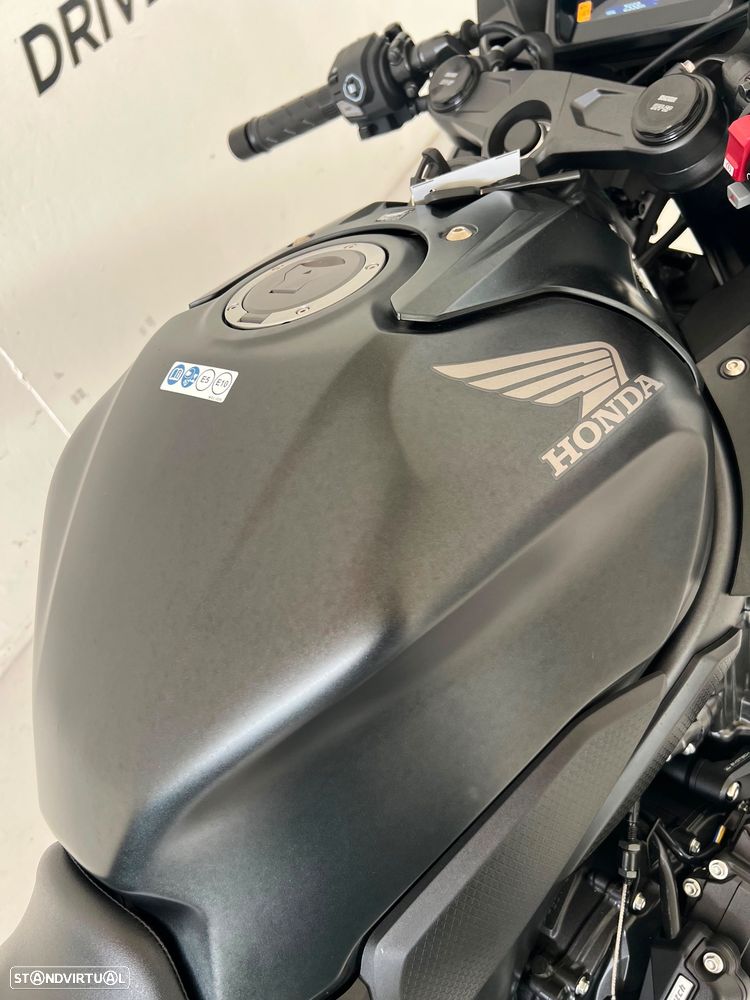 Honda CBR 650R E-CLUTCH - 13