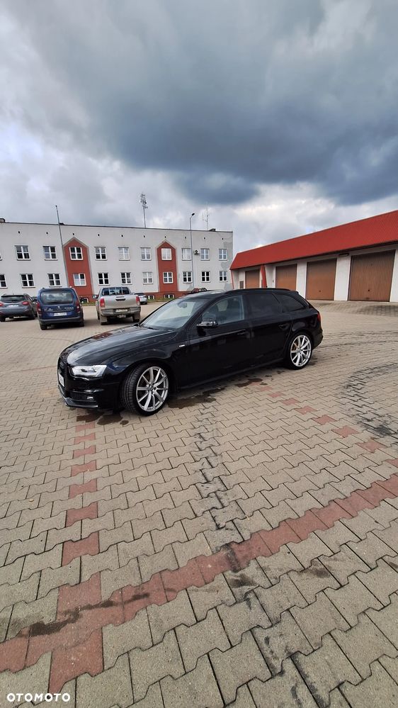 Audi A4 Avant - 9