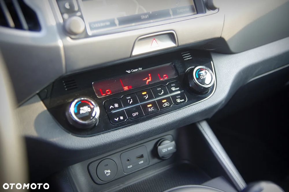 Kia Sportage 1.7 CRDI 2WD ISG Dream-Team Edition - 35