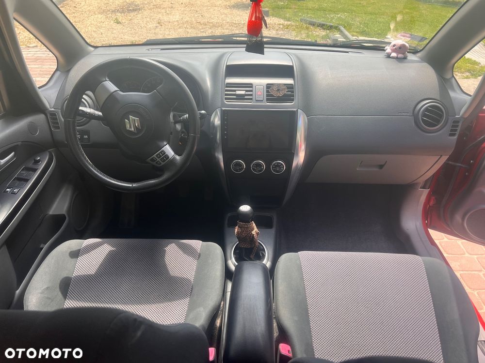 Suzuki SX4 1.6 VVT 4x4 Club - 10