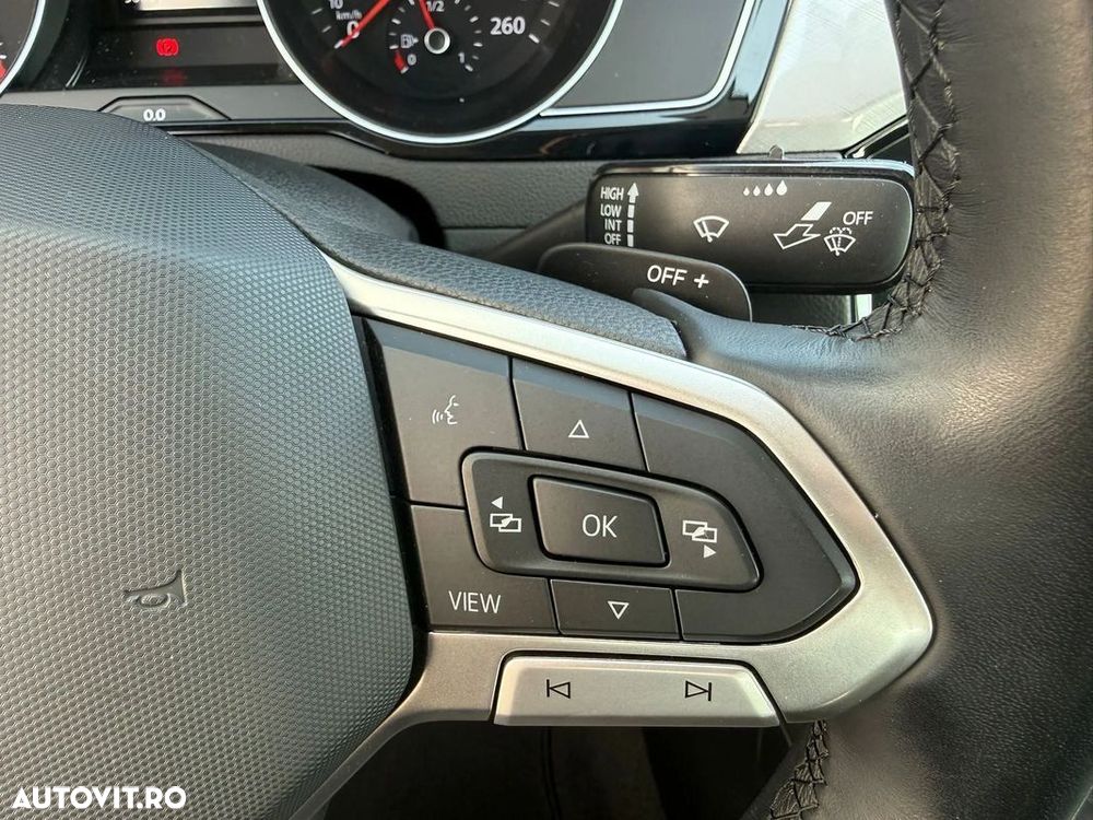 Volkswagen Passat - 18