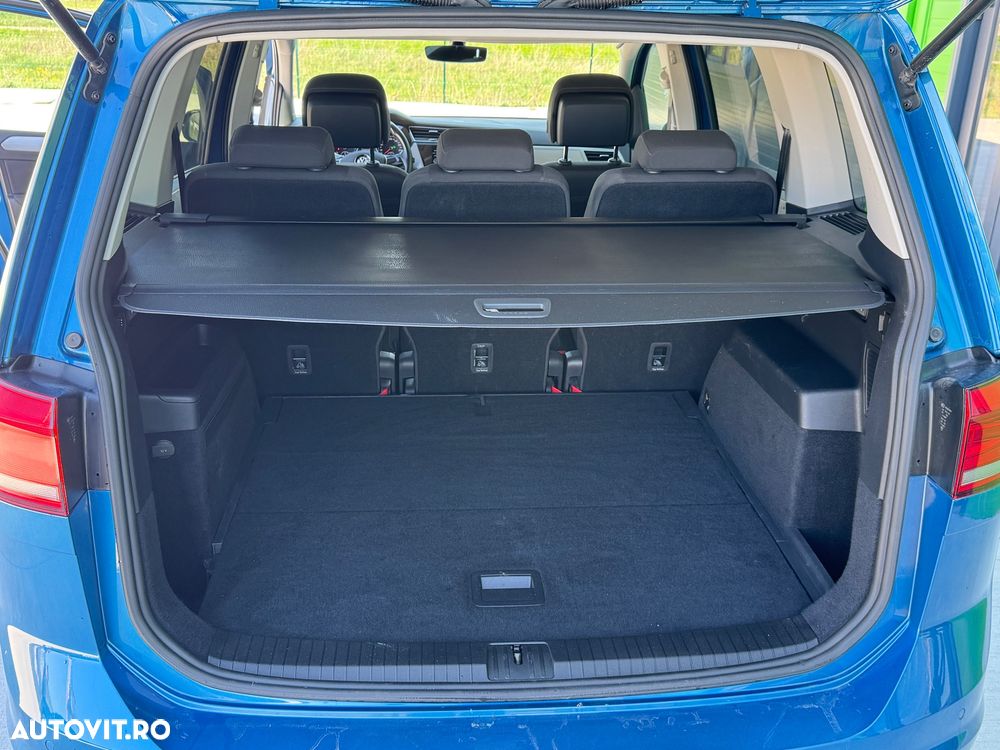 Volkswagen Touran 2.0 TDI SCR DSG Energy - 9