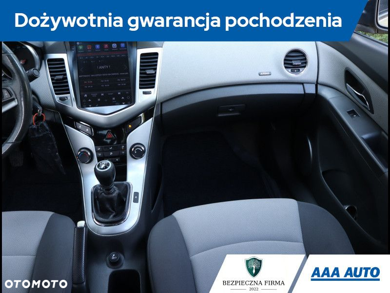 Chevrolet Cruze - 9