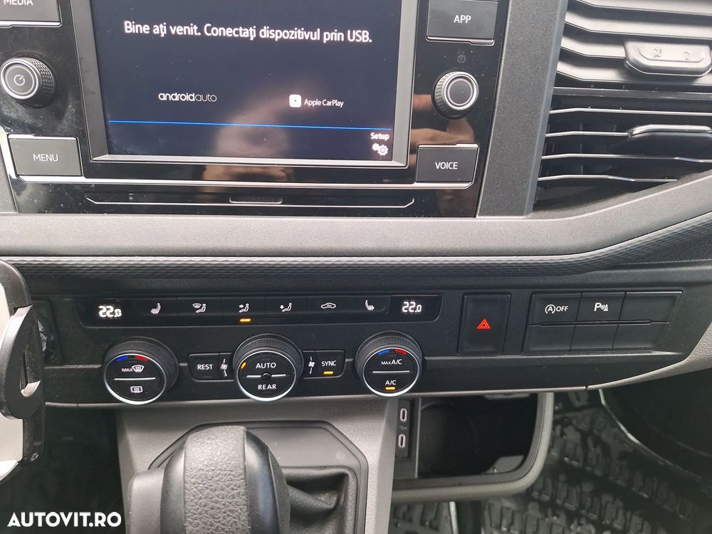 Volkswagen Caravelle - 15