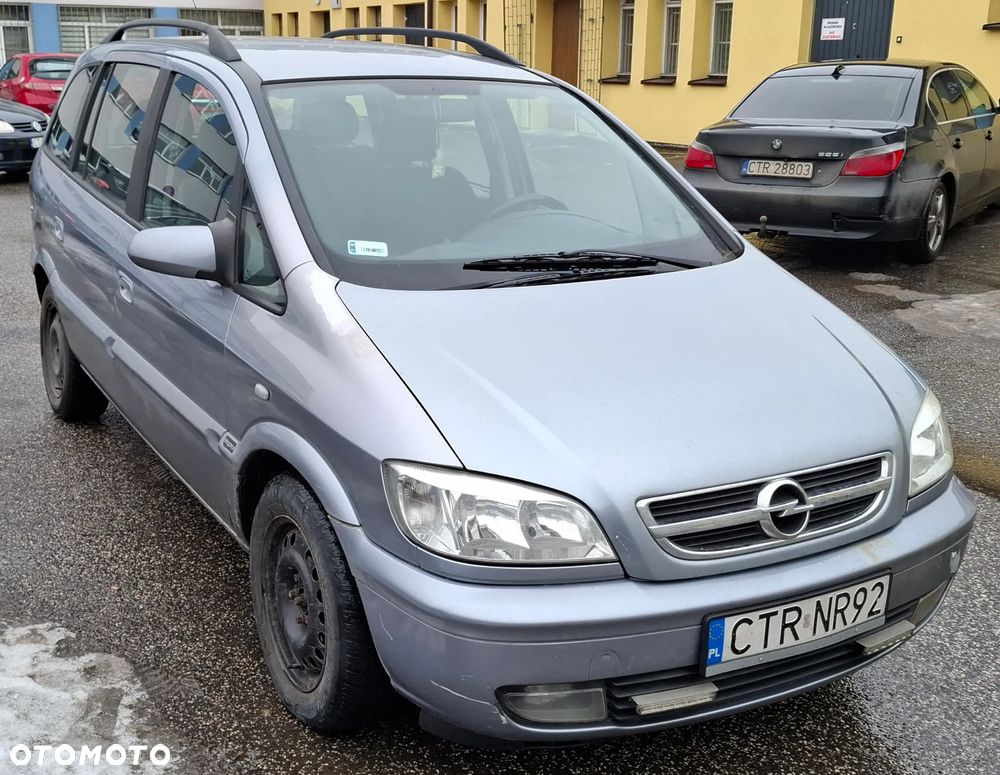 Opel Zafira - 1