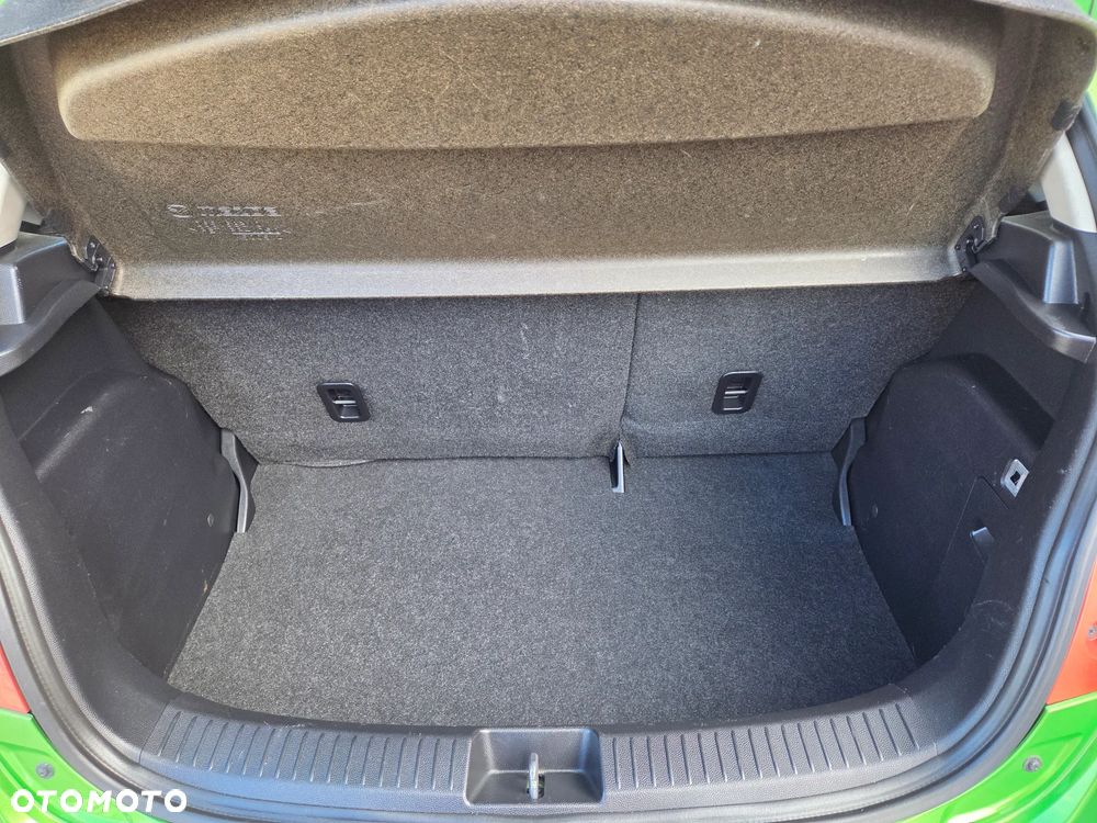 Mazda 2 - 14