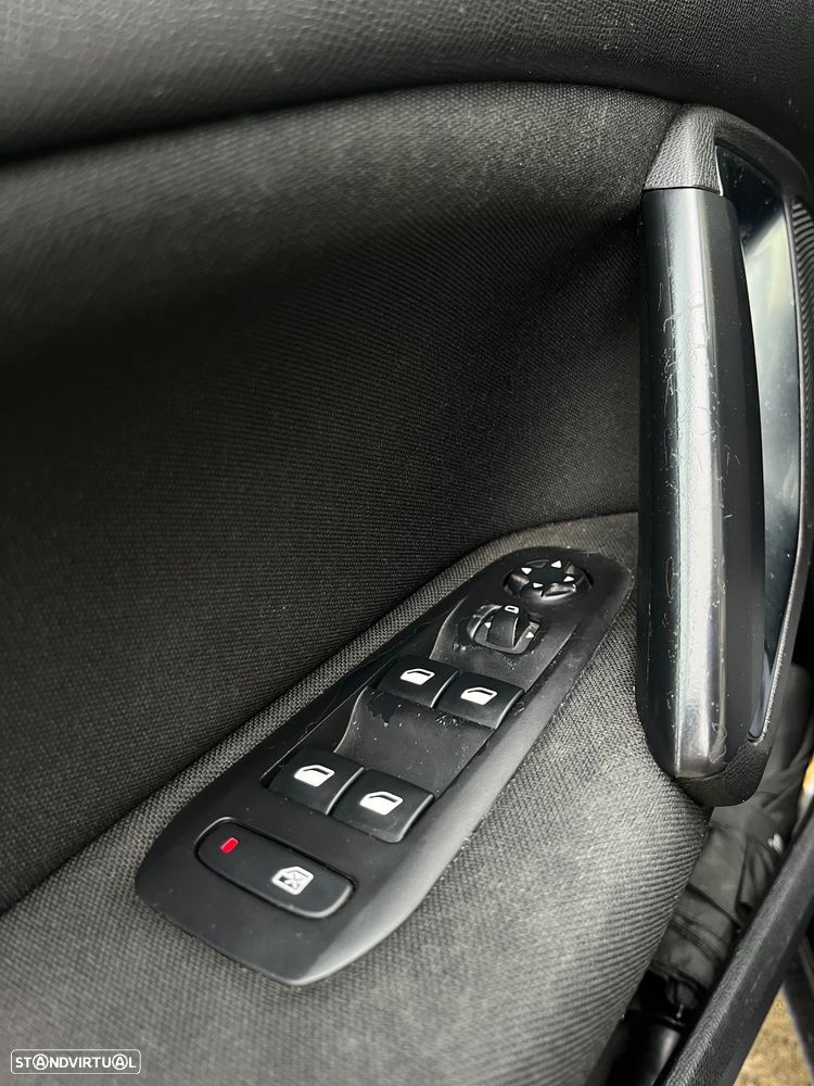 Peugeot 308 SW 1.6 BlueHDi Active - 15