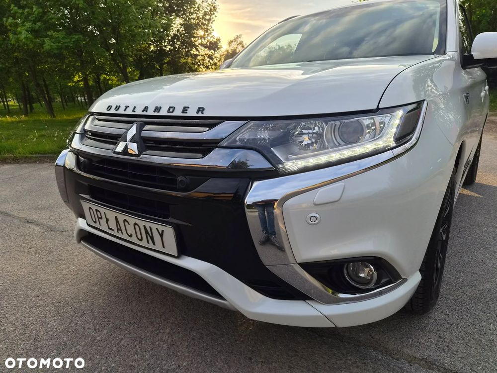 Mitsubishi Outlander - 15