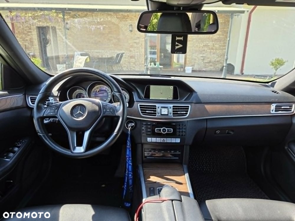 Mercedes-Benz Klasa E 220 CDI 7G-TRONIC Avantgarde - 12
