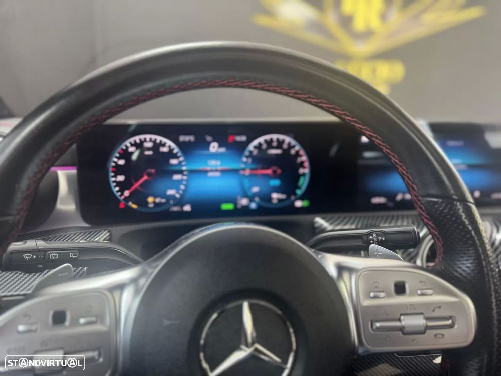 Mercedes-Benz CLA 250 e Shooting Brake AMG Line - 12