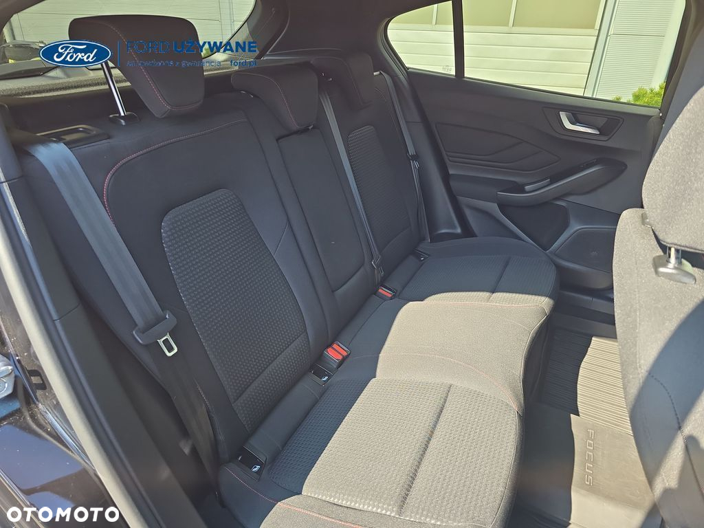 Ford Focus - 8