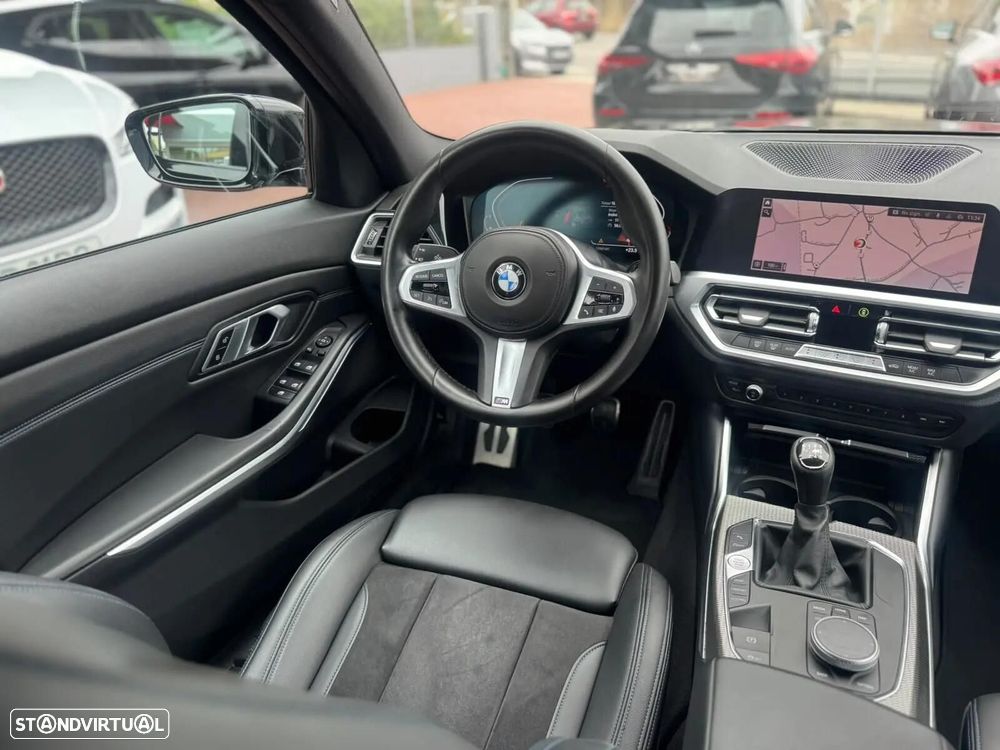 BMW 318 d Pack M - 10