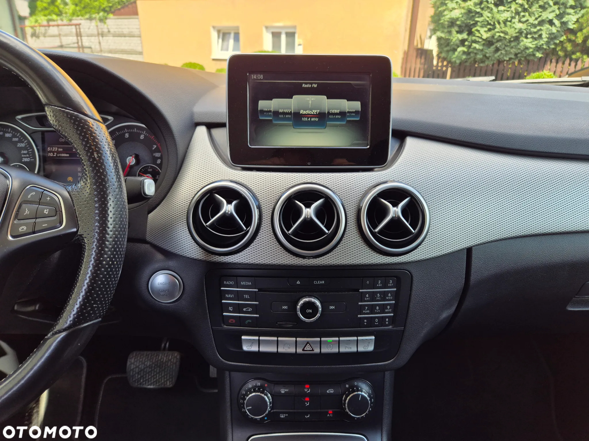 Mercedes-Benz Klasa B 180 7G-DCT - 17
