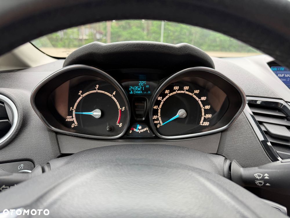Ford Fiesta 1.6 TDCi Sport - 19